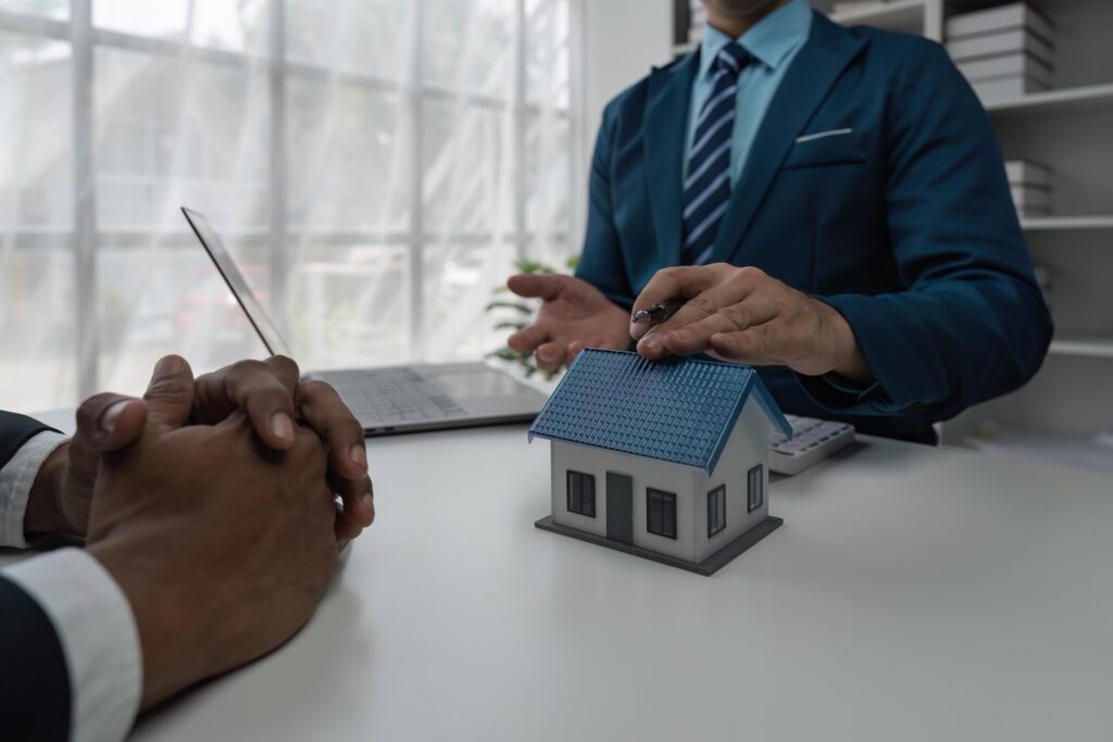 Photo of a man speaking to a client - Can I keep my home if I file for bankruptcy - Rob Vandiver Bankruptcy Lawyer in Jackson, TN